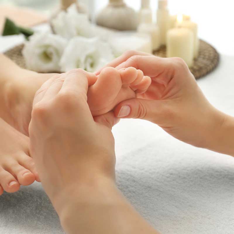 Paraffin Hydrating Pedicure with Gel
